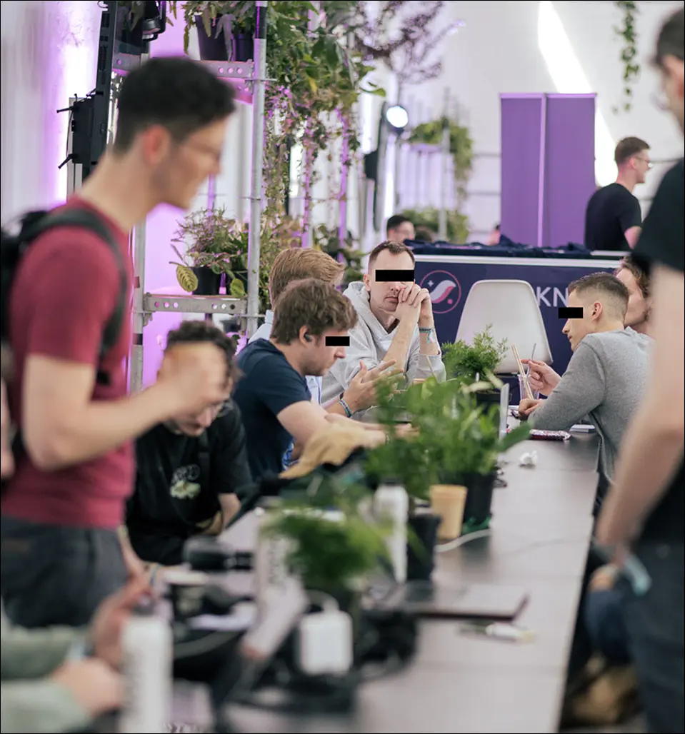 Previous ETHPrague hackathon participants